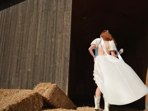 220929_BC_FLL_SPRING_BRIDAL_LOOK_12_0061.thumb.webp.b28a6aff72565cf268c1ac3d834190a7.webp