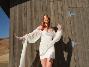 220929_BC_FLL_SPRING_BRIDAL_LOOK_13_0065.thumb.webp.e5fc869e88da03d93b9c84f1803056af.webp
