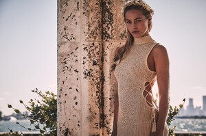 247548380_CarolineKelley-DevonWindsorSwim2023KarsynDress(Sand)2.thumb.jpg.0443d8a5389d735d5de9051eb2512c7d.jpg