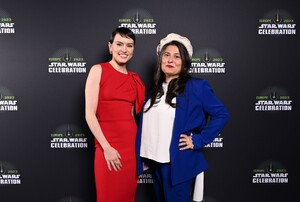 346093158_daisy-ridley-005.jpg