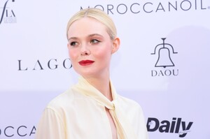 348974150_elle4-5.jpg