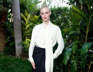 348977195_elle5-3.jpg