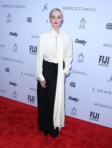 348979675_elle6-2.jpg