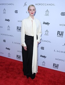 348979682_elle6-3.jpg
