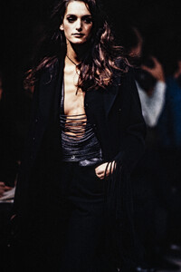 357330704_HelmutLang1992WomenRTW3.thumb.jpg.e0024ba9da9e6c4c32f41b57c58d557d.jpg