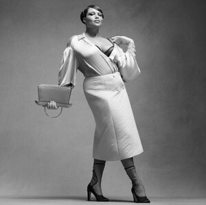 456665739_VogueItaliaDec2020104.thumb.jpg.0d37c51cfdd15ea11f688602c9041f78.jpg