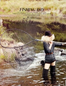 498207196_VogueChina(October2009)-FishingDay-001.thumb.jpg.36b850e97a14ddd472e6a71c25d25466.jpg