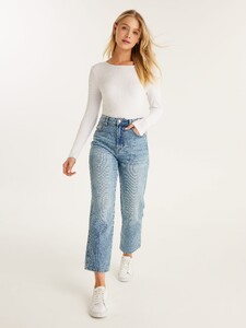 506763_white_outfit_l.jpg