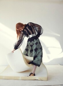 7_28729.jpg