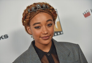 93532711_amandla_stenberg_09012019_adds_02.jpg