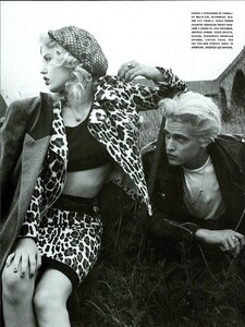 997613196_ARCHIVIO-VogueItalia(August2009)-GeorgiaMayJagger-004.thumb.jpg.2d3e5b1d14455a5ec69f70e61c023cb1.jpg