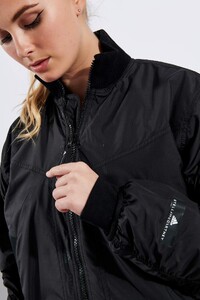 Adidas-x-Stella-Bomber-Jacket-FK9678-black-0020.thumb.jpg.10d90d1dd00d9bd405d6bf3c7b747173.jpg