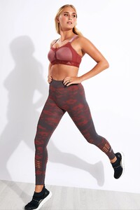 Adidas-x-Stella-McCartney-Essential-Seamless-Tight-DY4197-Grey-Five-Clay-Red-0002.thumb.jpg.34c99e9853a1f8649259df7b779ae302.jpg