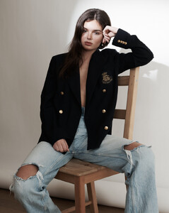 Carmen-Mathilda-Cynthia-Fashion-Editorials-22.jpg