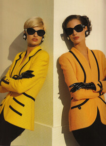 Chanel-ss-1991-catalog_0001.jpg