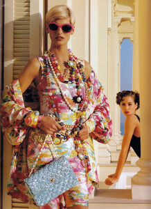 Chanel-ss-1991-catalog_0021.jpg