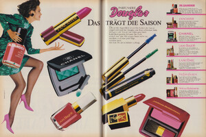 DouglasAdpetraDe0988.thumb.jpg.459175dd76041a6477f8ef3b340a35d6.jpg