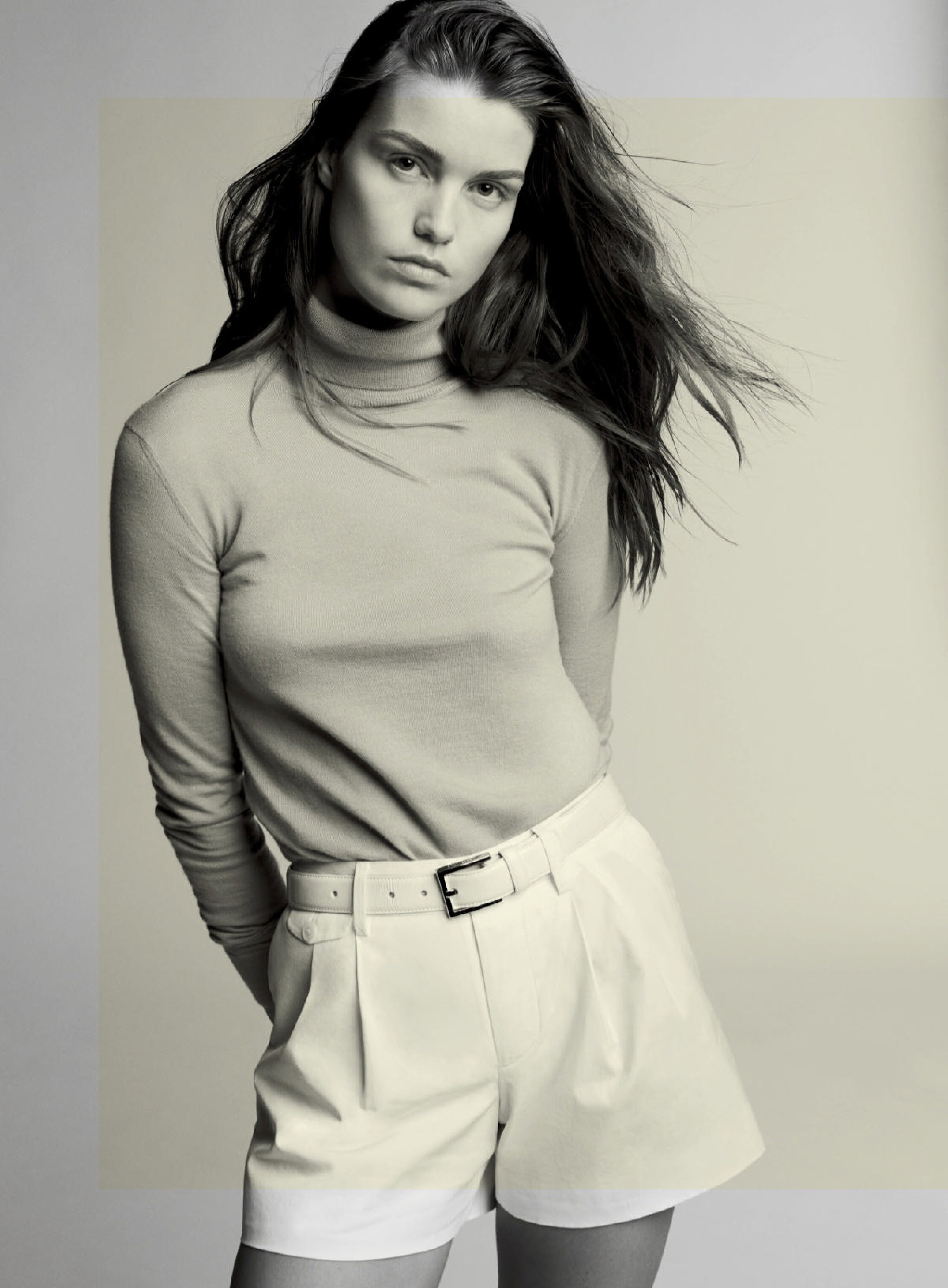 Luna Bijl. Модель Luna Bijl Mango. Модель Loona. Clio Lune модель.