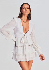 Ecommerce_Crop-230321_Set2_SHOT_76_2003_eComm.jpg