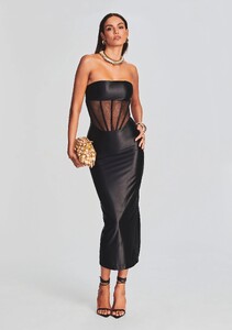 Ecommerce_Crop-230321_Set2_SHOT_86_2988_eComm.jpg