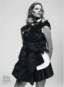 Elle-USA-March-2013-430.thumb.jpg.c680c91d7653012447fa1cf9487d12ad.jpg