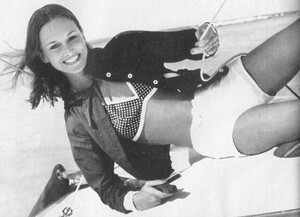 Estee_Lauder_Skrebneski_June_1974.jpg