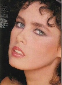 Harpers-Bazaar-Italia-1980-Dawn-Gallagher-Dayle-Haddon-_57.thumb.jpg.ab1d072632b3592d6f2f80648f7d22f8.jpg