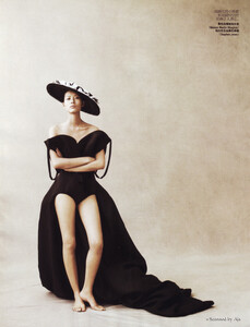 Liu_Wen_08.thumb.jpg.7e67b50a0df7791f10f2dd73abe09f2b.jpg