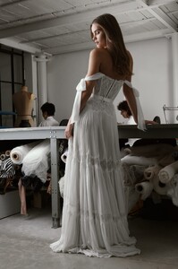 MAISON-ARIEL-TOLEDANO-BRIDAL-23_By-Roy-Peri_12-09-22_1140-scaled.jpg