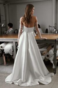 MAISON-ARIEL-TOLEDANO-BRIDAL-23_By-Roy-Peri_12-09-22_1331-scaled.jpg