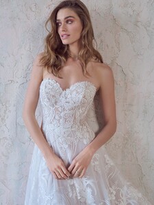 Maggie-Sottero-Evelina-A-Line-Wedding-Dress-22MT961A01-Alt2-MV.jpg