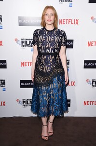 SHM-SV-Black_Mirror_Premiere-06102016-011.jpg