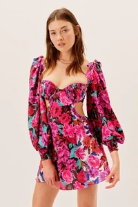 ScarlettMiniDress_02.webp