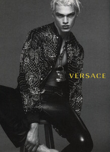 Versace-2014-w-FH-2.jpg