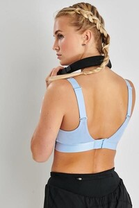 adidas-stella-mccartney-stronger-for-it-bra-glow-blue_3.jpg