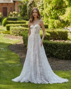 aorika_bridal_292892542_1294535961376804_401292406349452132_n.jpg