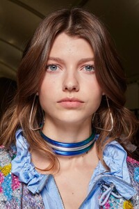 backstage-defile-isabel-marant-printemps-ete-2022-paris-coulisses-175.thumb.jpg.0515d8d063ba62190bf343db38694bd4.jpg