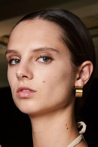 backstage-defile-jil-sander-printemps-ete-2022-milan-coulisses-79.thumb.jpg.3bd981eece6353e72df5993cc9ff6c71.jpg