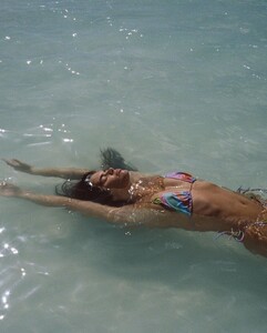 bikinilovers_342037282_945433620218714_1262905591347321179_n.jpg