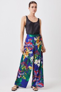 blue-petite-printed-wide-leg-waist-tie-jersey-trousers.jpeg