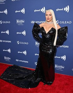 christina-aguilera-glaad-media-awards-in-beverly-hills-03-30-2023-10.jpg