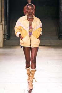 defile-isabel-marant-printemps-ete-2022-paris-look-8.thumb.jpg.6464d5c00ff64306eb67ace202bf96ae.jpg