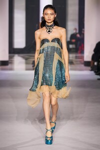 defile-lanvin-printemps-ete-2022-paris-look-46.thumb.jpg.c7d65fe160b74503282cfbda7fcd250b.jpg