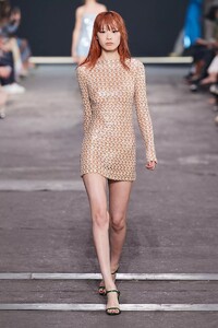 defile-missoni-printemps-ete-2022-milan-look-9.thumb.jpg.a980f8196b57c90d7c0955515f20934b.jpg