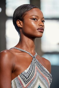 detail-defile-missoni-printemps-ete-2022-milan-detail-146.thumb.jpg.37c064c573ab925d660f6a71bb0c2e8c.jpg