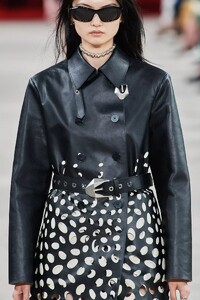 detail-defile-ports-1961-printemps-ete-2022-milan-detail-38.thumb.jpg.f1d30484ac70ddf1393afb3001651766.jpg
