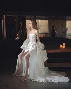 eliya_haute_couture_274907409_447606503714802_512434747504616255_n.jpg
