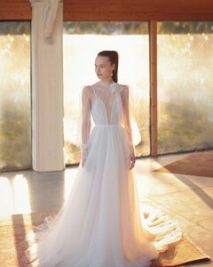 eliya_haute_couture_276981035_152215017263355_6011046139552149287_n.jpg