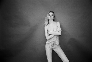 eva-staudinger-fotograf-benhammer-analoge_3.thumb.jpeg.fe060bb51407b0be916ff181207e4300.jpeg