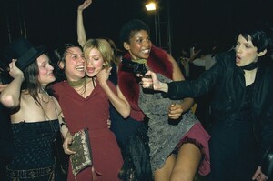 final-dl.beatsnoop.com-Tp2wOL0Aby.thumb.jpg.99ec972db4825c9f1dc076f8482161e7.jpg